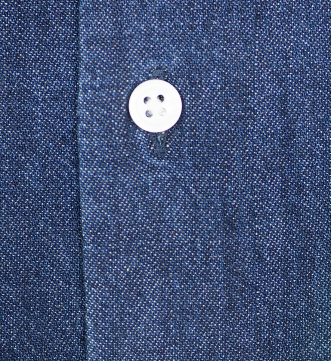 Chemise slim fit en denim brut