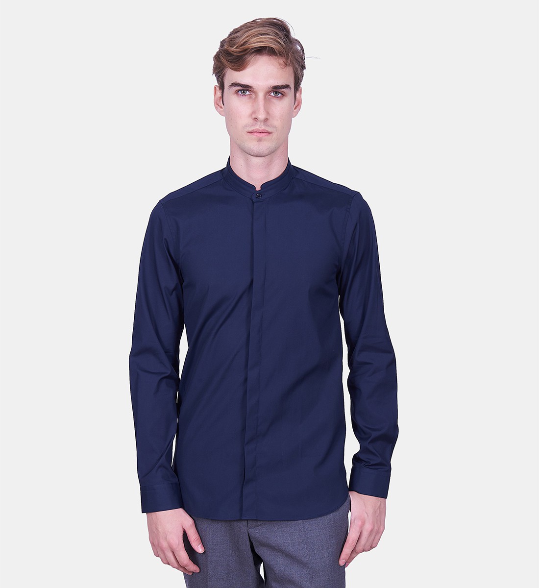 Chemise cintrée col officier Marine