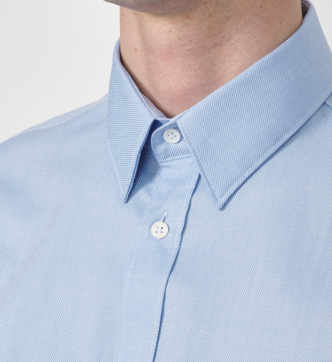 Chemise ciel coupe droite manches courtes