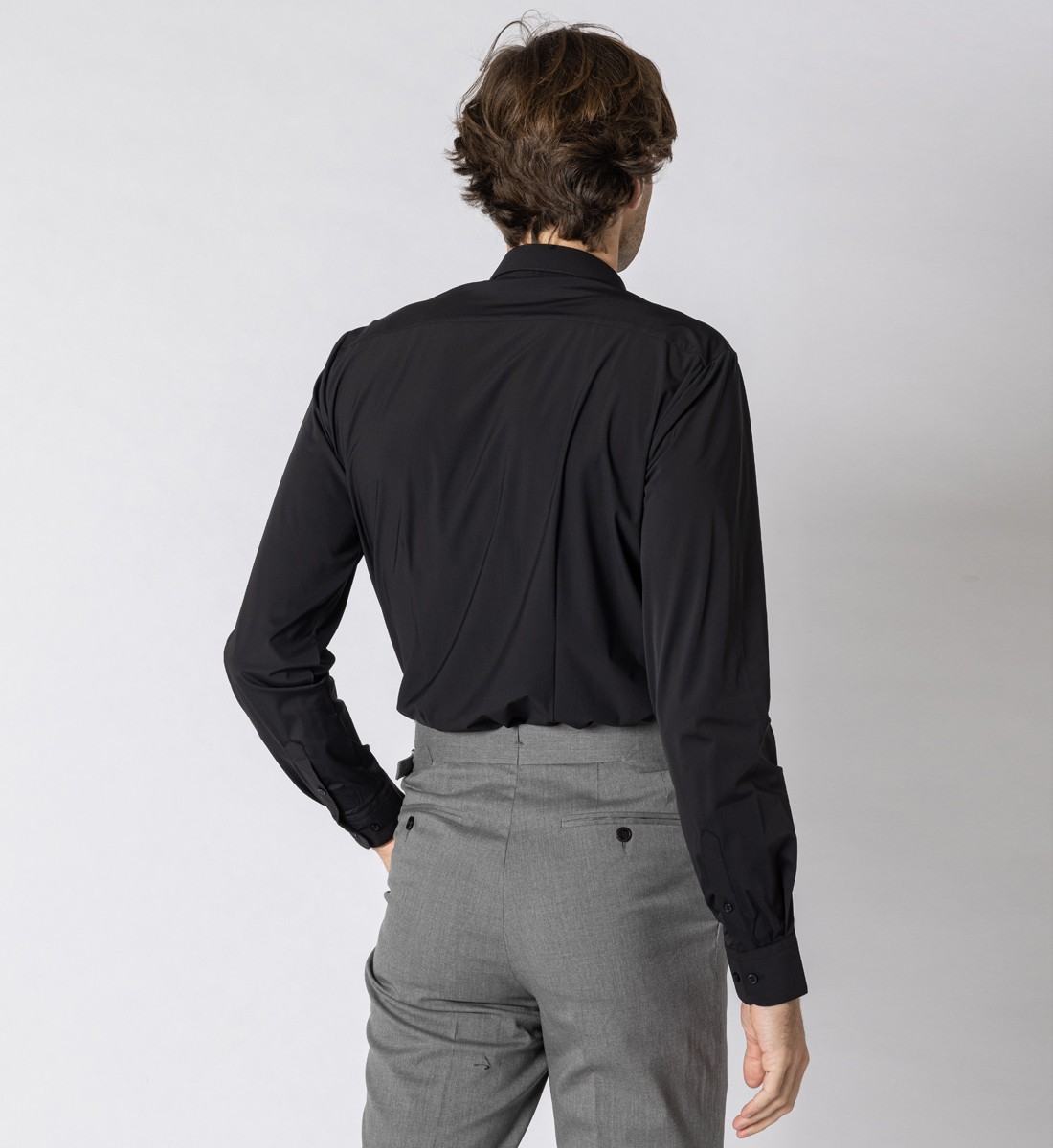 Chemise performance noire infroissable