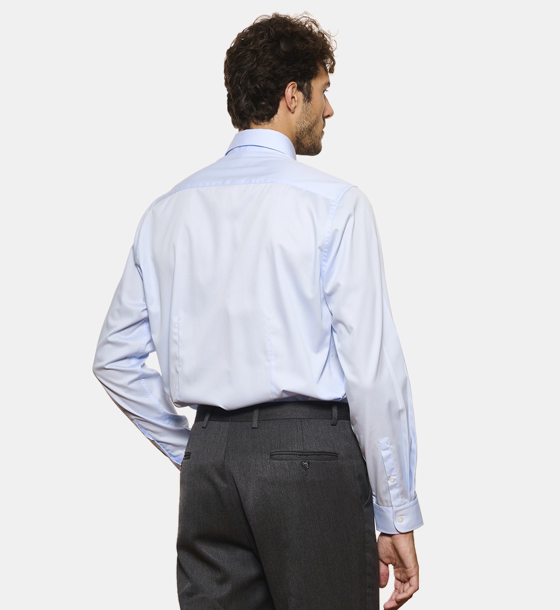 Chemise ciel col Damoiseaux coupe cintrée