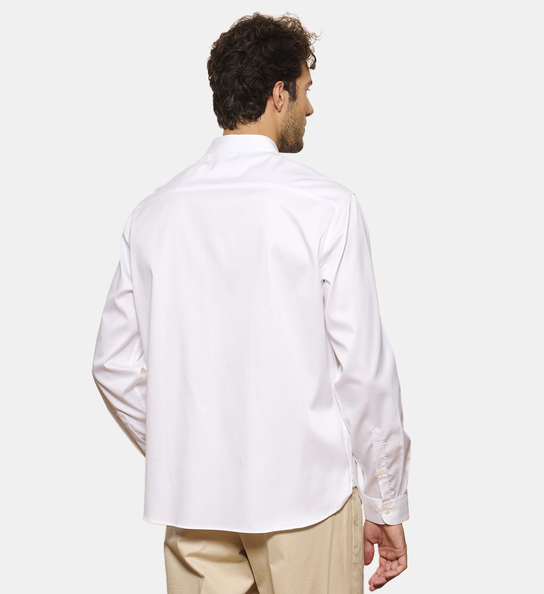 Chemise col chef blanche en twill coupe droite
