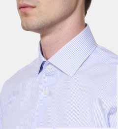 Chemise à rayures bâtons ciel coupe cintrée