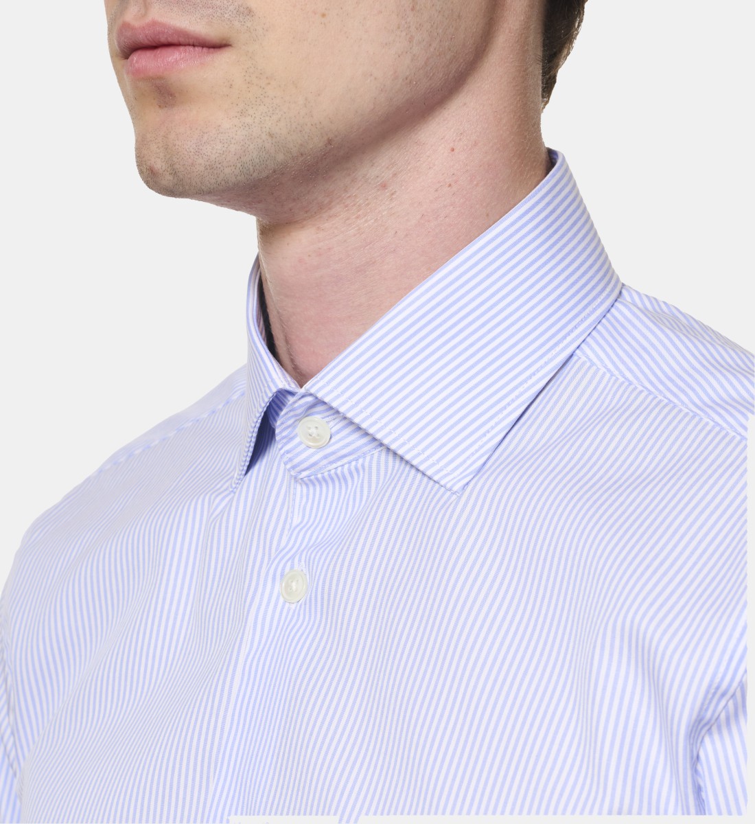 Chemise à rayures bâtons ciel coupe cintrée