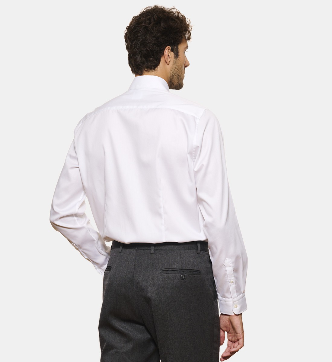 Chemise Blanche Pin Collar Coupe cintrée