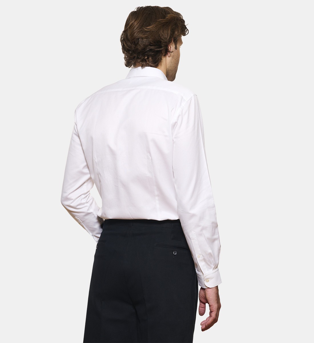 Chemise blanche pointe diamantée coupe cintrée