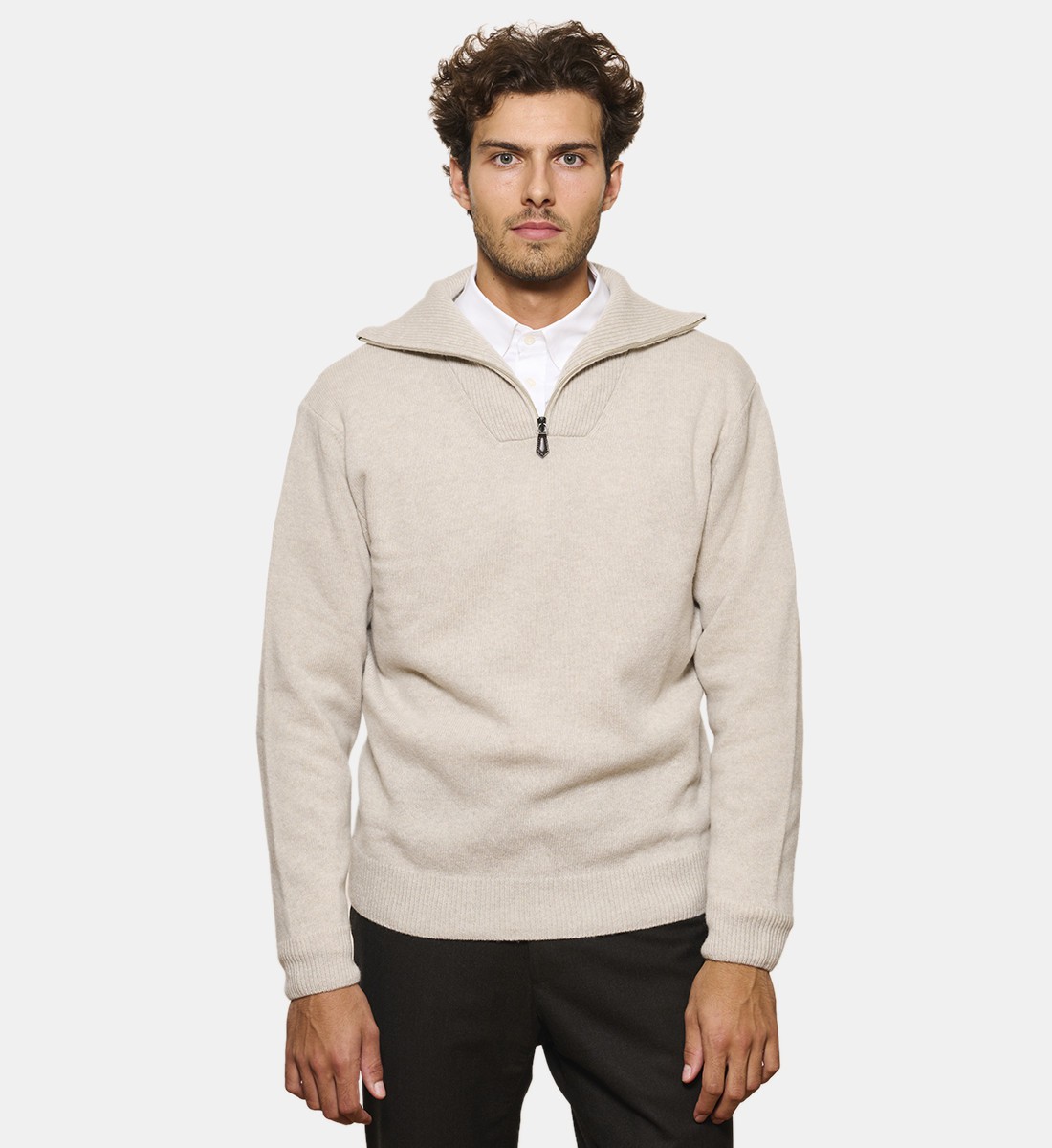 Pull camionneur ecru en cachemire et laine