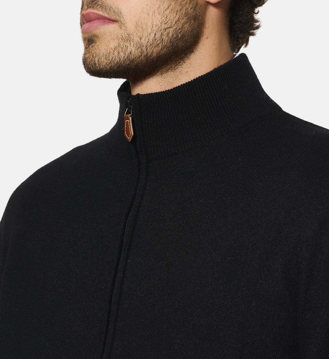 Pull noir zippé en cachemire