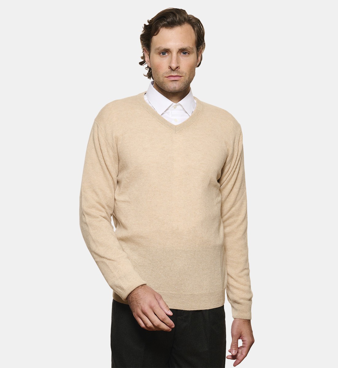 Pull col V beige en cachemire