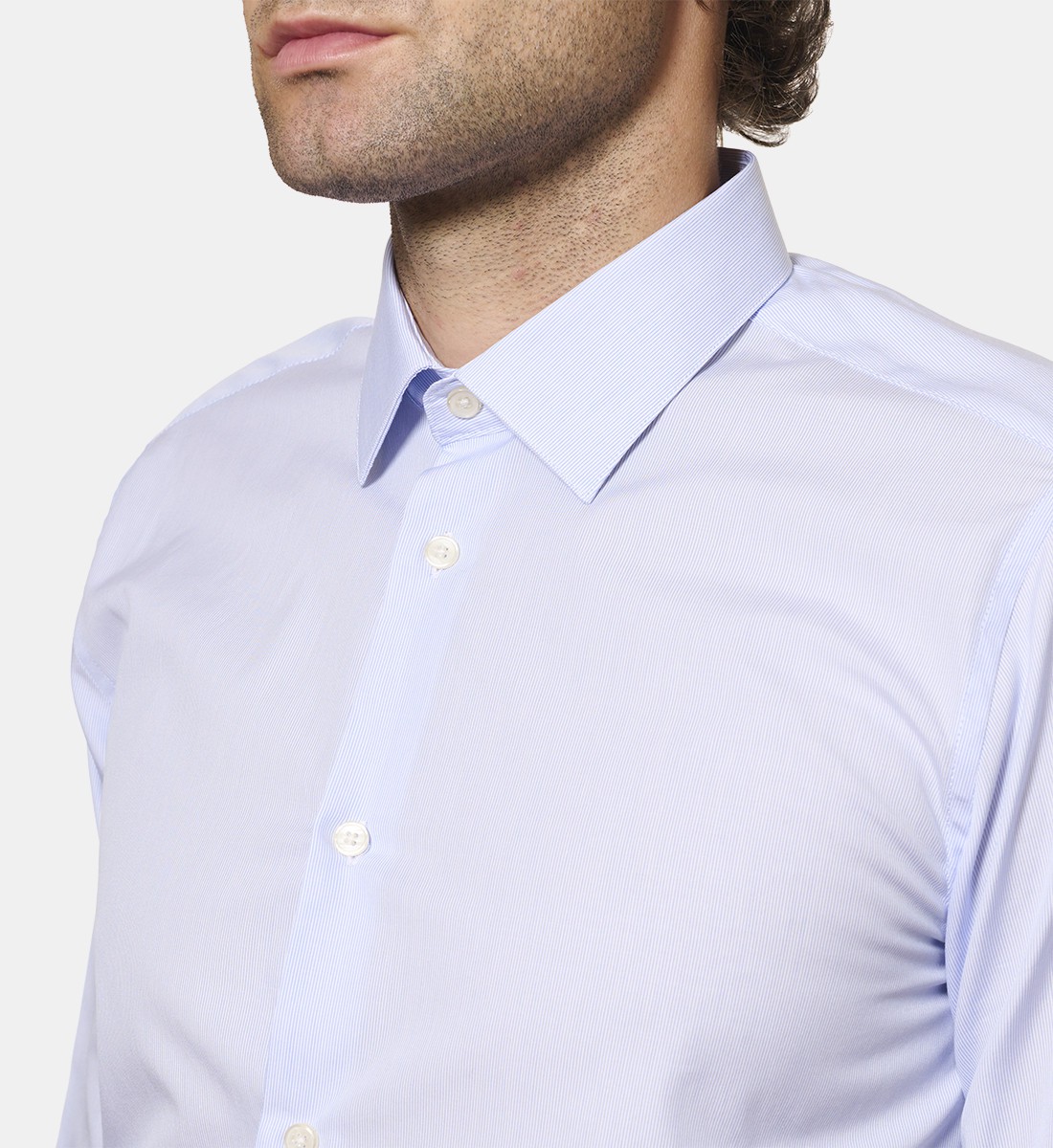 Chemise en popeline à rayures ciel coupe cintrée