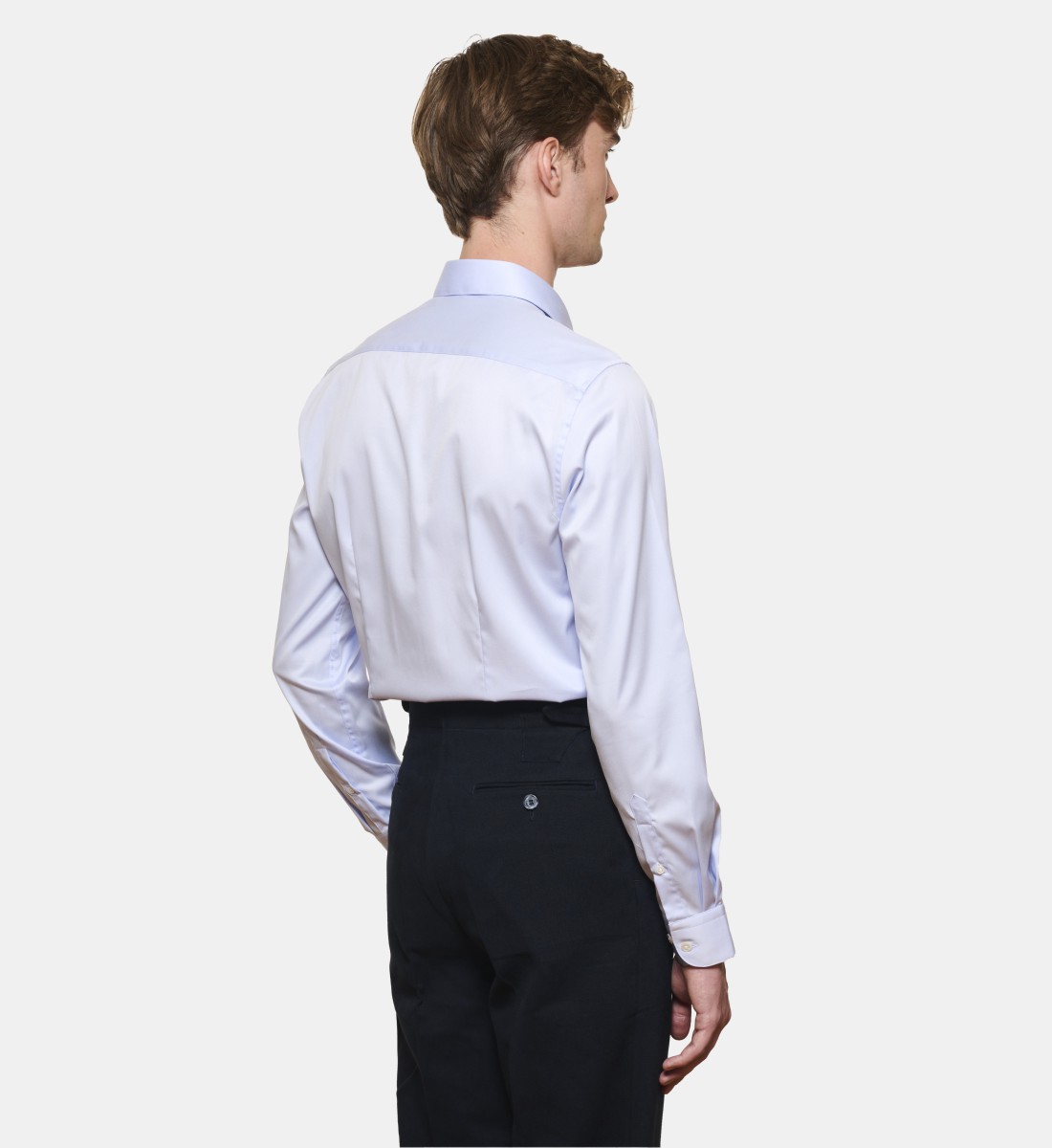 Chemise ciel en twill coupe cintrée