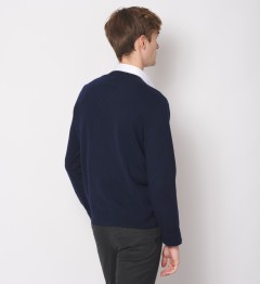 Pull col V marine en cachemire