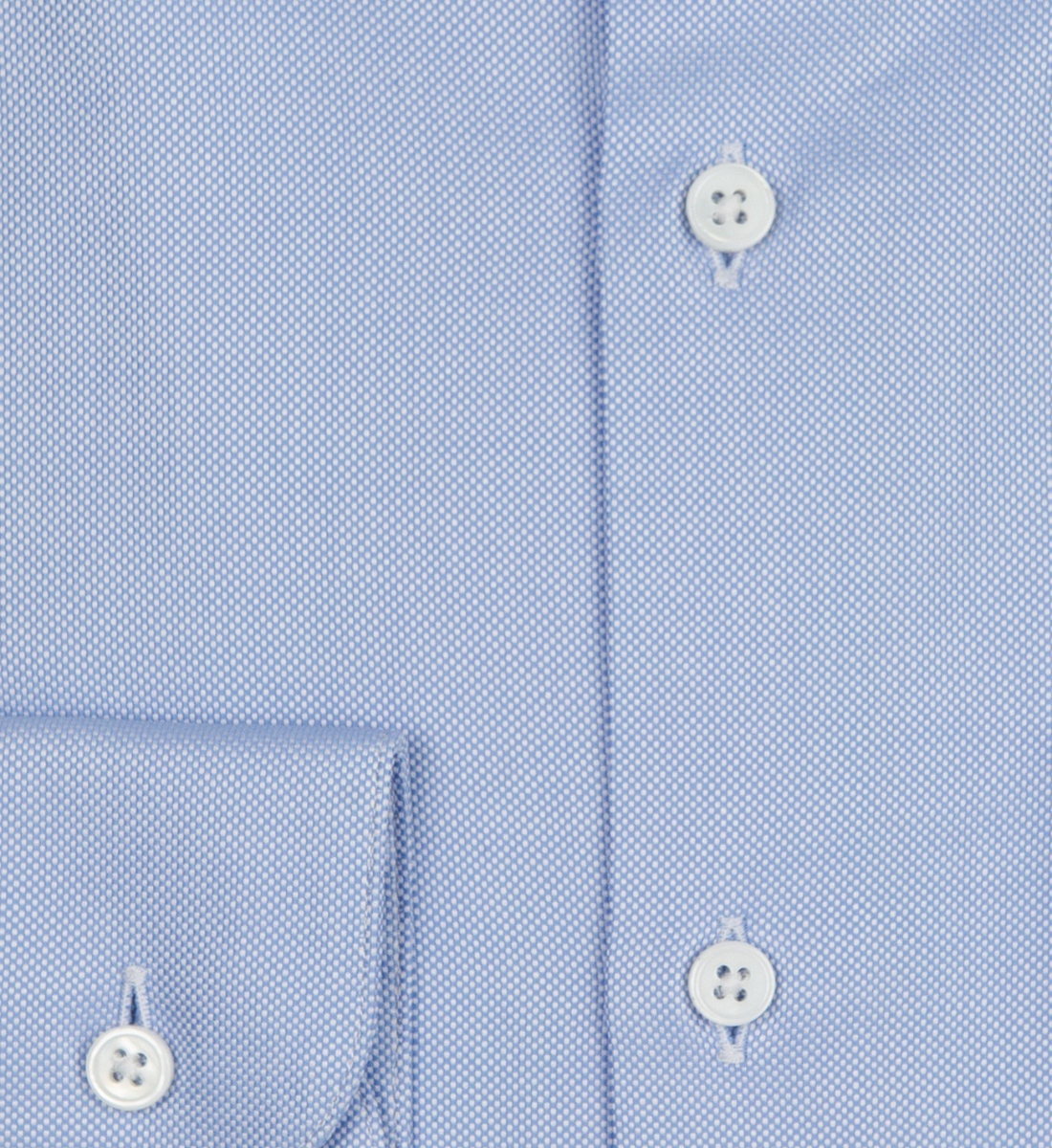 Chemise ciel pointe diamantée coupe cintrée