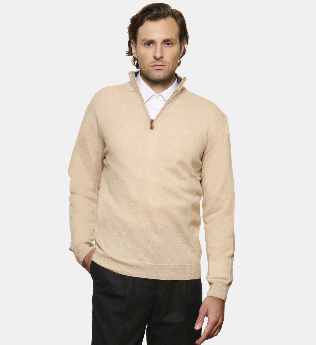 Pull beige à col zippé en cachemire