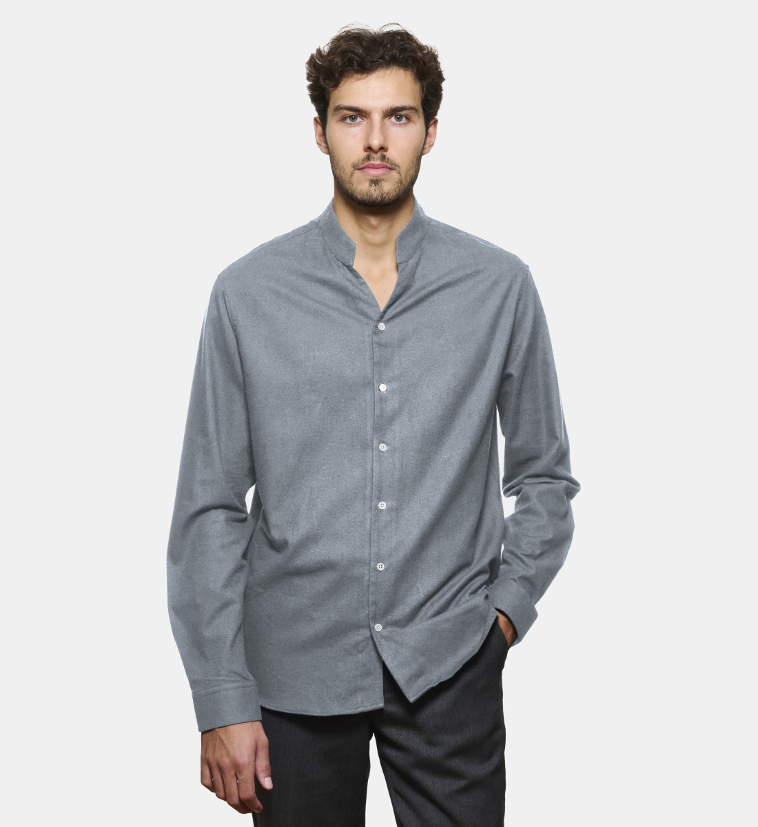 Chemise col chef en flanelle anthracite coupe droite