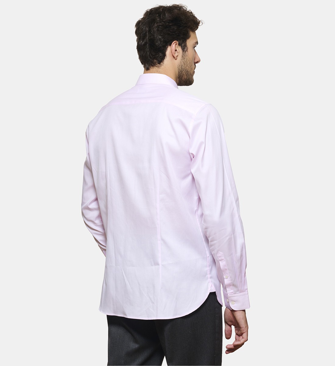 Chemise rose en twill coupe cintrée