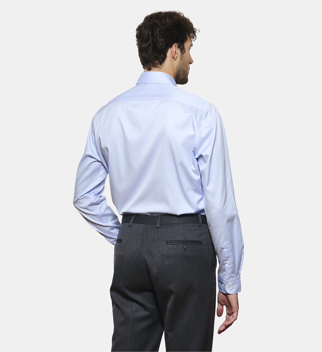 Chemise ciel en twill coupe droite