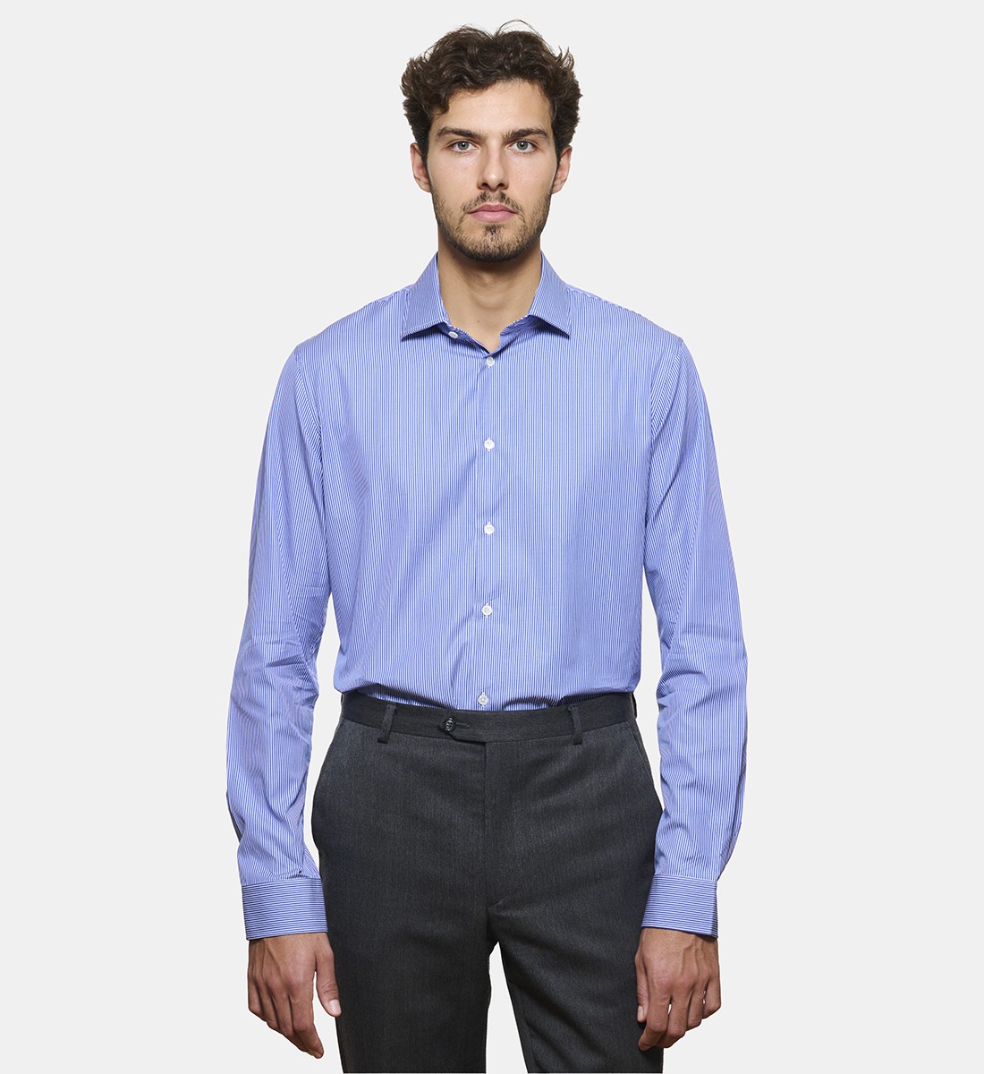 Chemise à rayures bleues