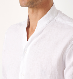 Chemise col chef en lin blanc coupe droite