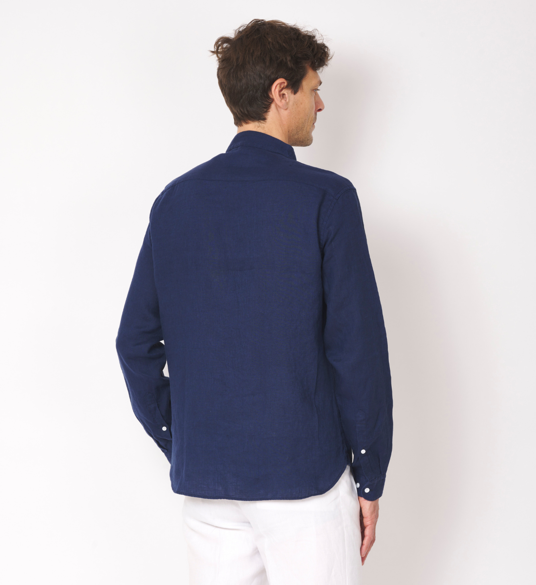 Chemise col chef en lin marine coupe droite