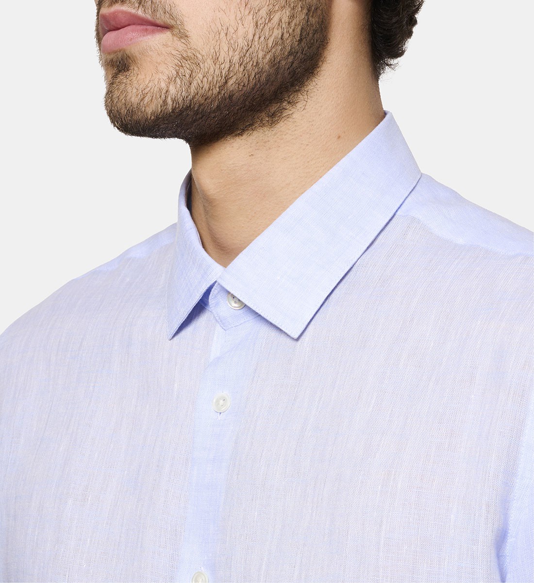 Chemise en lin ciel coupe cintrée
