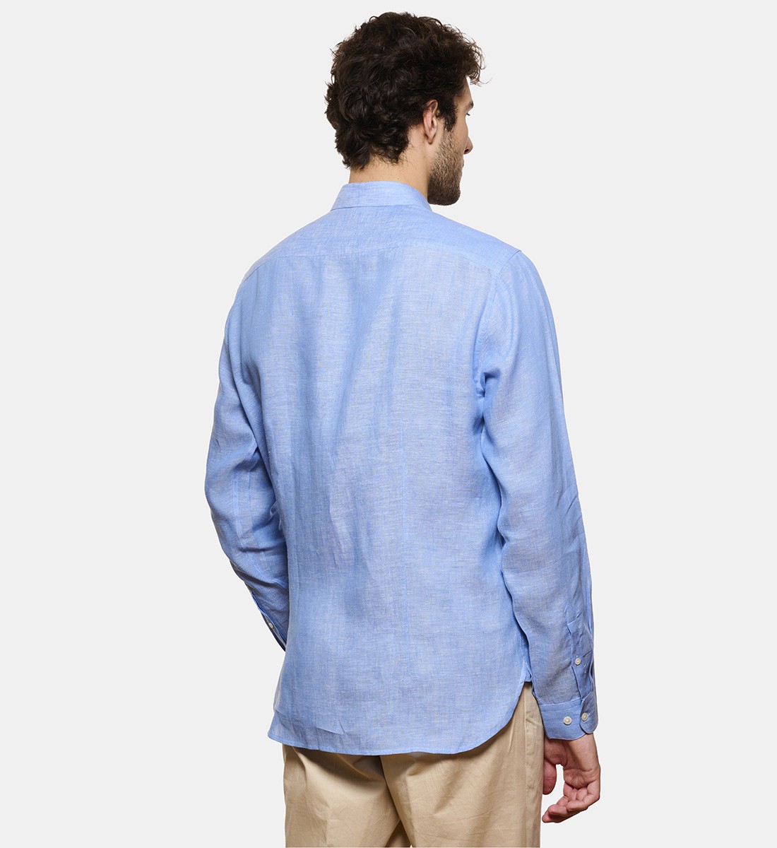 Chemise en lin bleu coupe cintrée