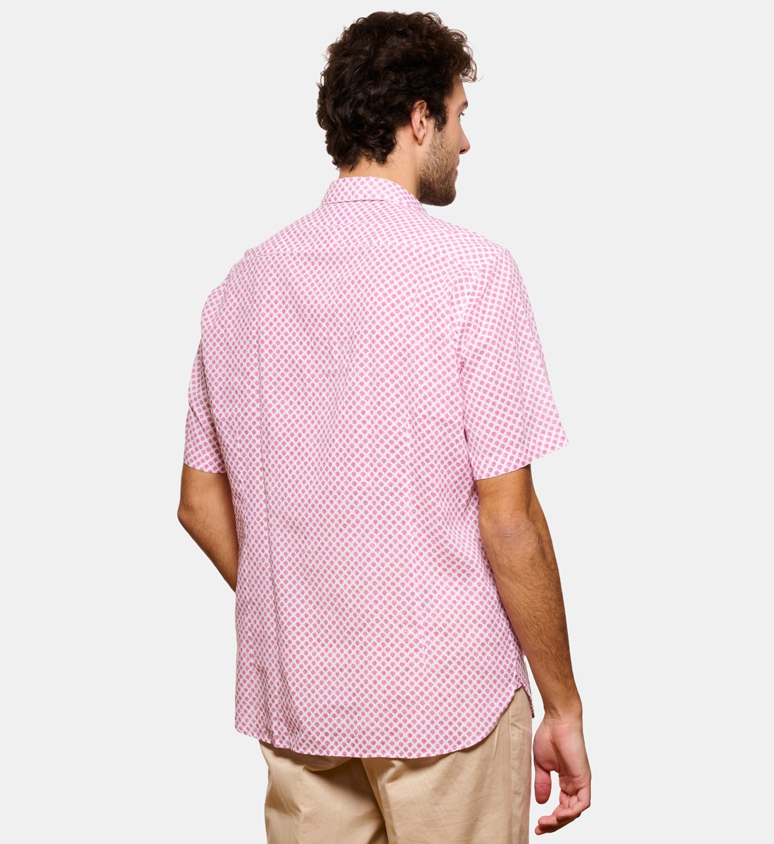 Chemise manches courtes coupe cintrée BASILE rose