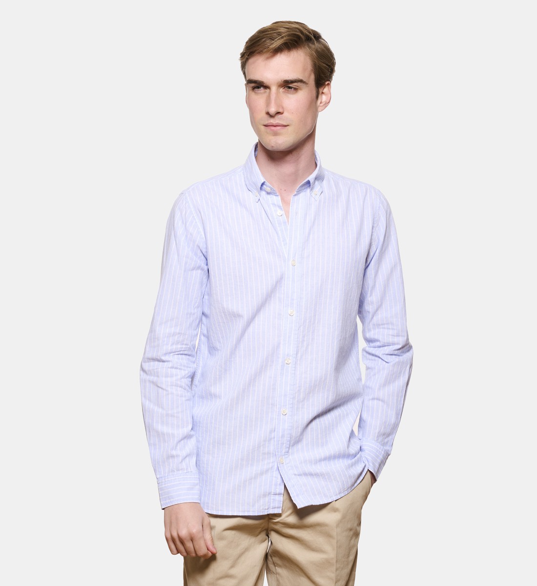 Chemise à rayures en coton et lin ciel col pointes boutonnées coupe droite
