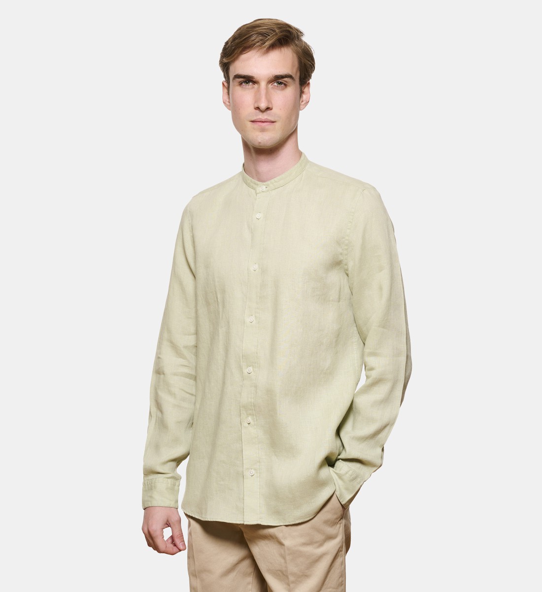 Chemise en lin Amande col Mao coupe droite