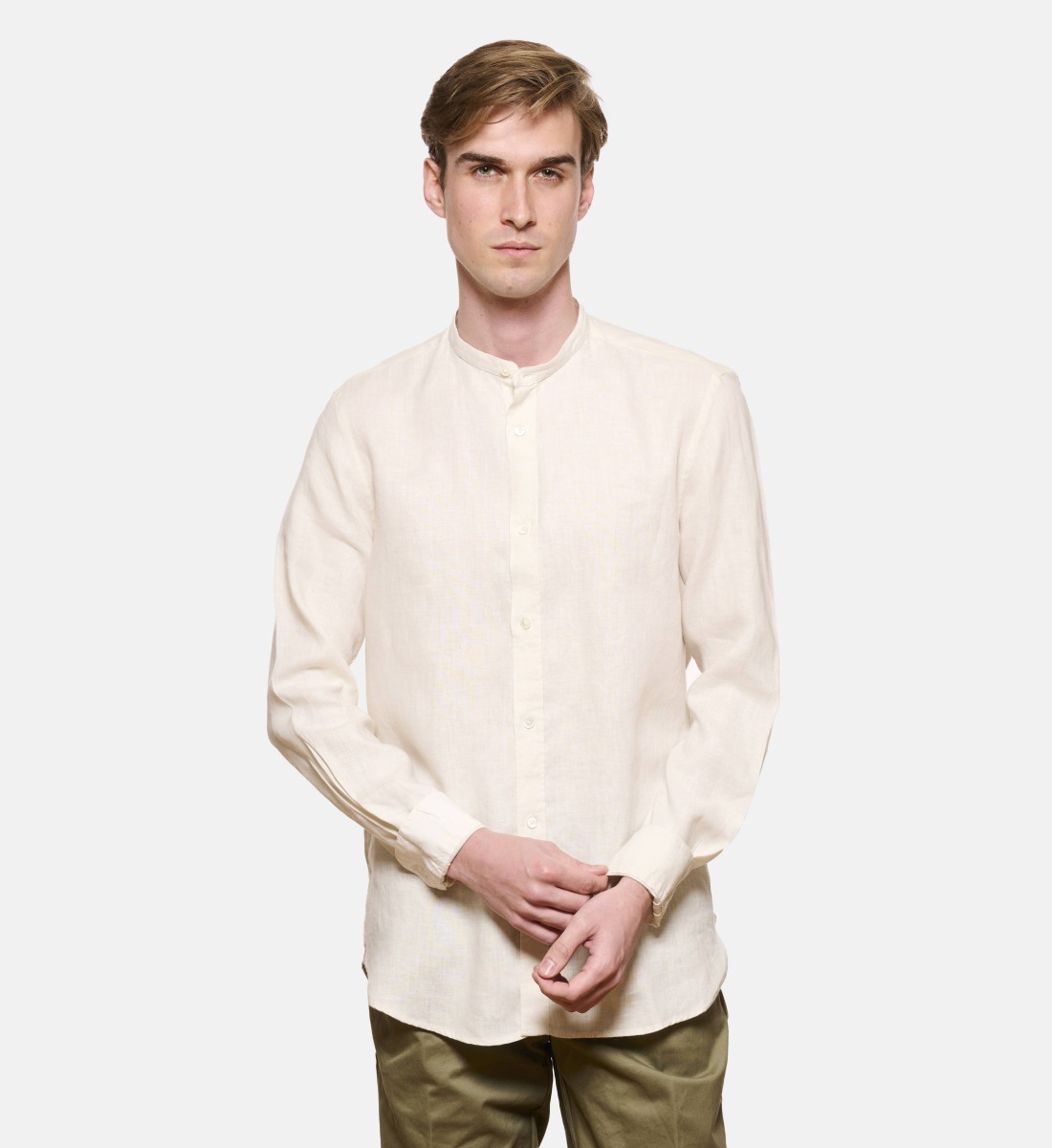 Chemise en lin écru col Mao coupe droite