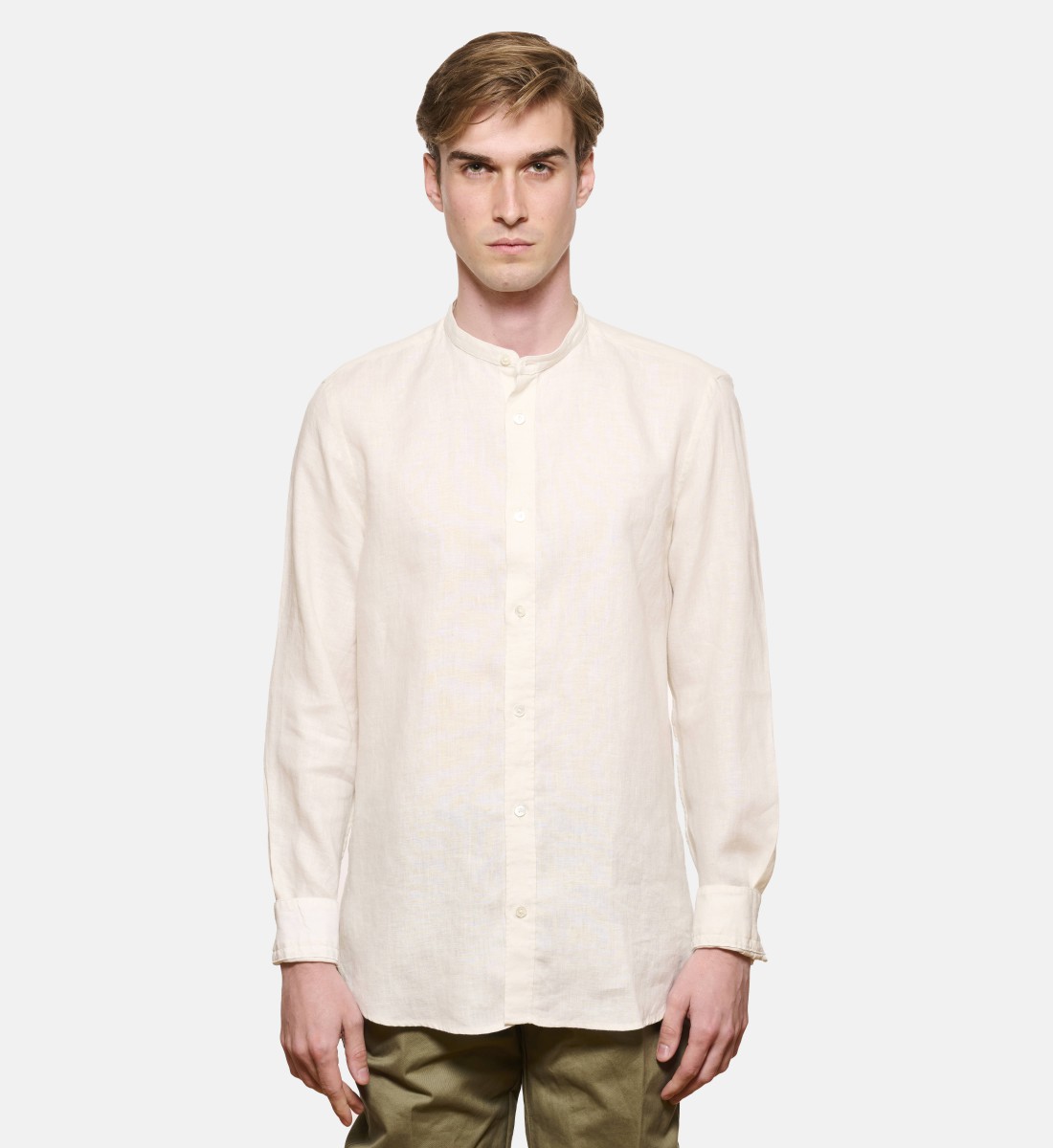 Chemise en lin écru col Mao coupe droite