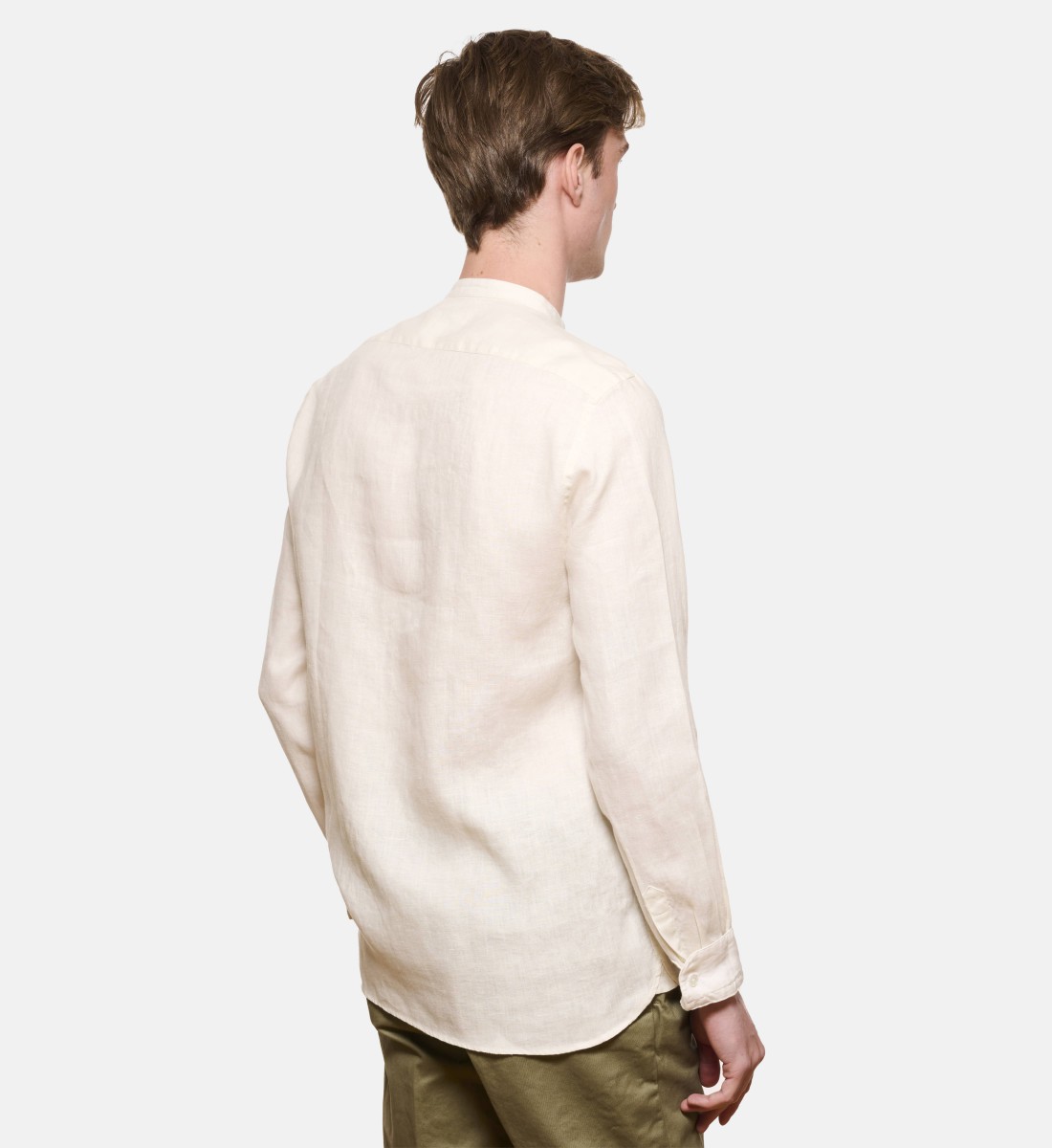 Chemise en lin écru col Mao coupe droite